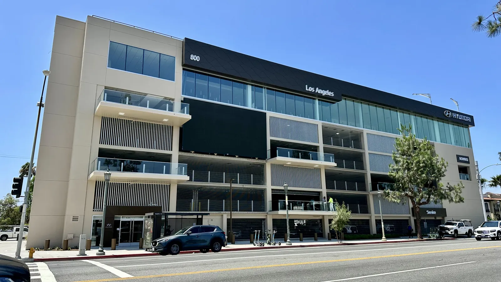 Commercial project — Los Angeles