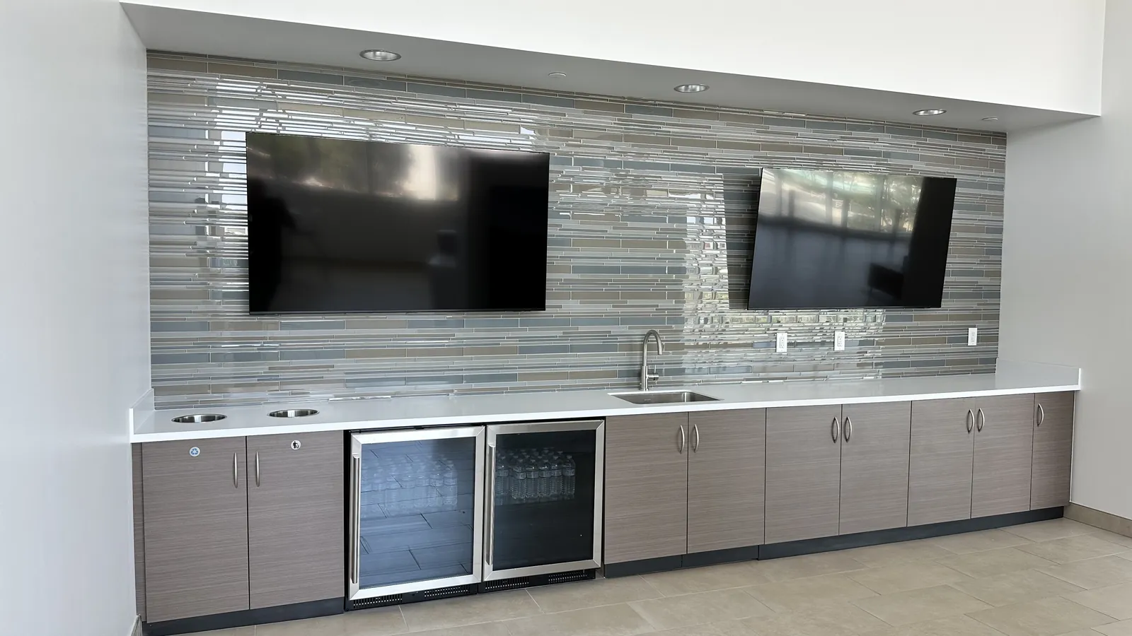 Tiled feature wall & millwork